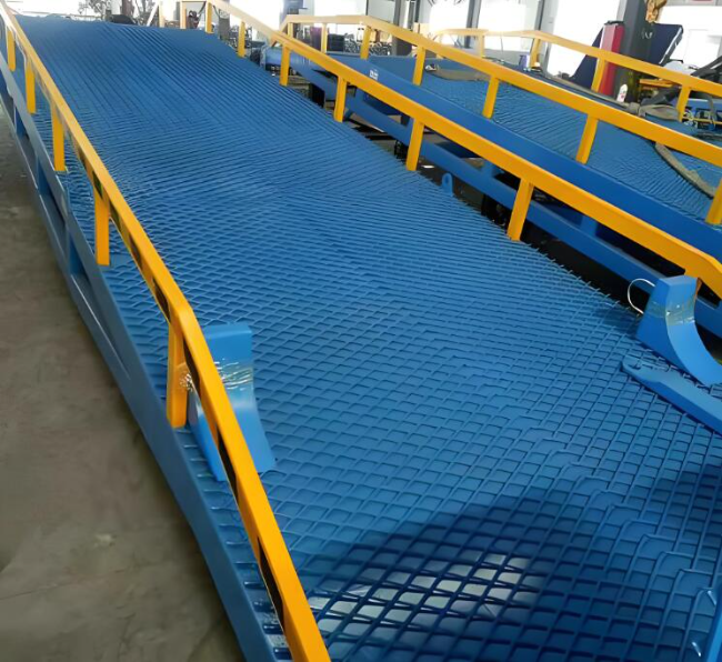 仁兴镇移动式液压登车桥